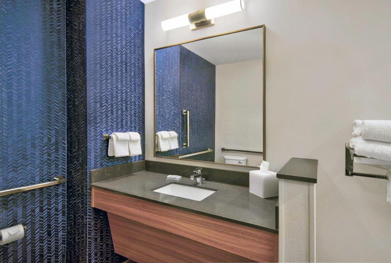 Fairfield By Marriott Inn & Suites Cincinnati North Уест Честър Екстериор снимка